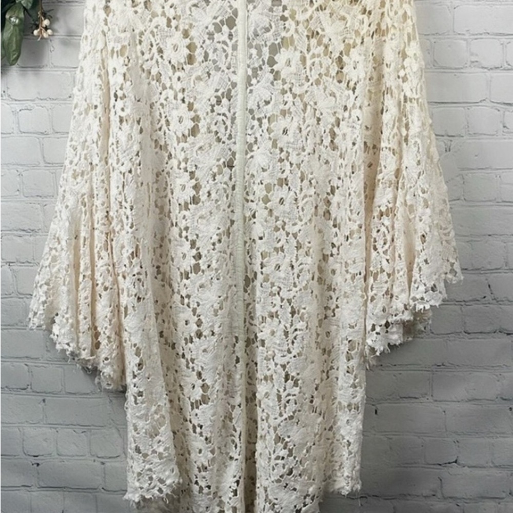 Free People Women's Move Over Lace Robe, Ivory, Off White, White, XS